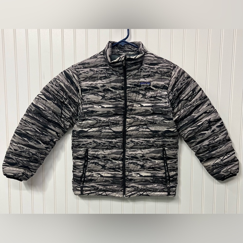 Patagonia Camo Heavy Weight Down Jacket